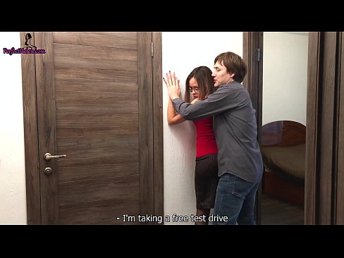 ❤️ Kynþokkafullur fasteignasali kippir sér upp við kisuna sína og ríða á meðan hún selur íbúðina hennar - Krempai ❤️❌ Kynlífsmyndband á klám is.eviewporn.ru ﹏